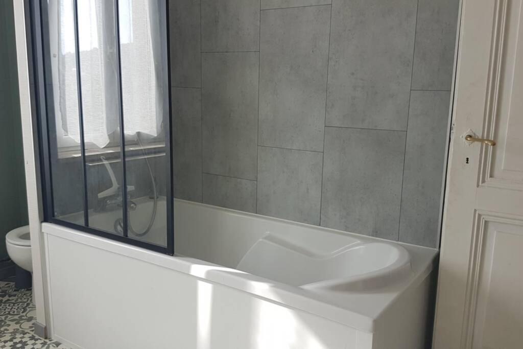 Audun-Le-Tiche - Appartements 3 Chambres מראה חיצוני תמונה